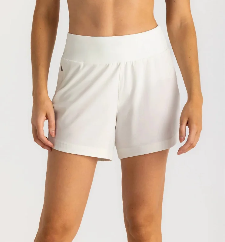 Women's Bamboo-Lined Active Breeze Short - 5" In Sea Salt