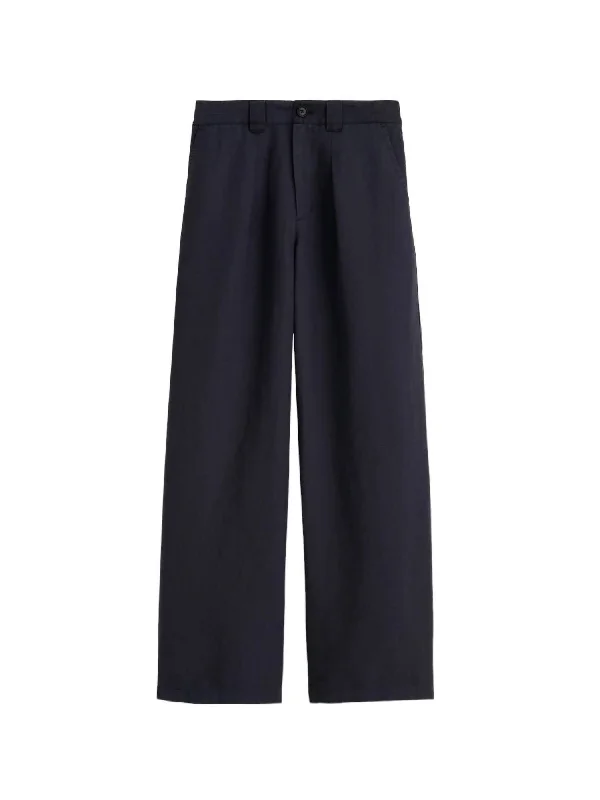 Women's Madeline Pleat Twill Trouser In Washed Black